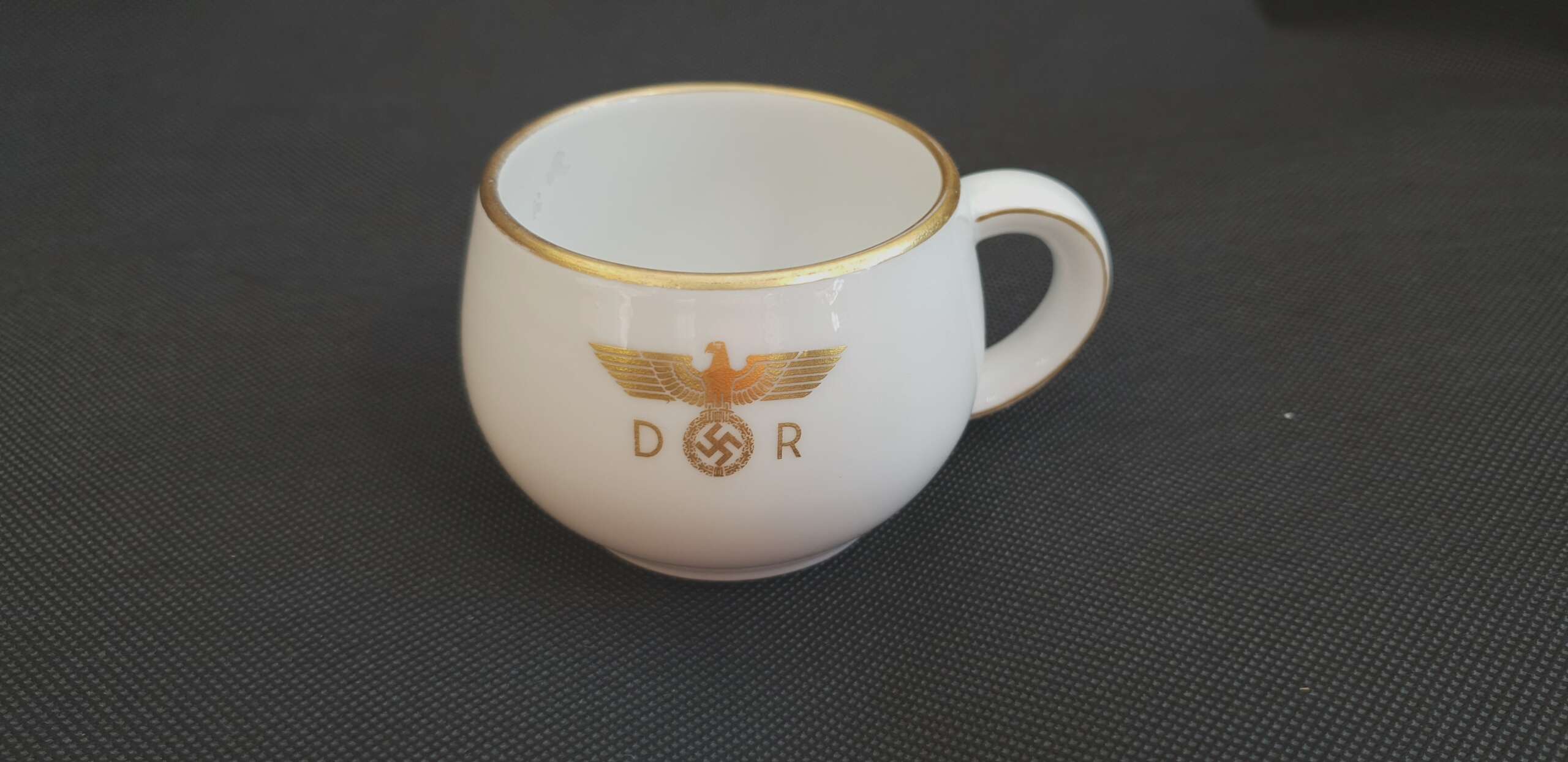 Nymphenburg Porcelain Teacup from Adolf Hitler`s Private Wagon 10 ‘203’