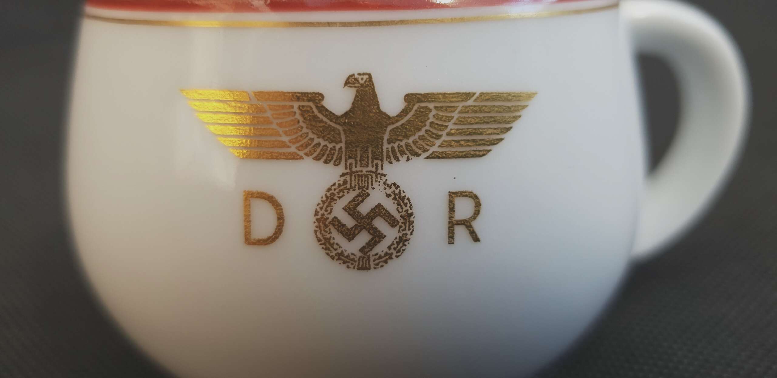 Nymphenburg Porcelain Teacup from Hermann Göring’s Guest Wagon 10 ‘234’ - Image 2