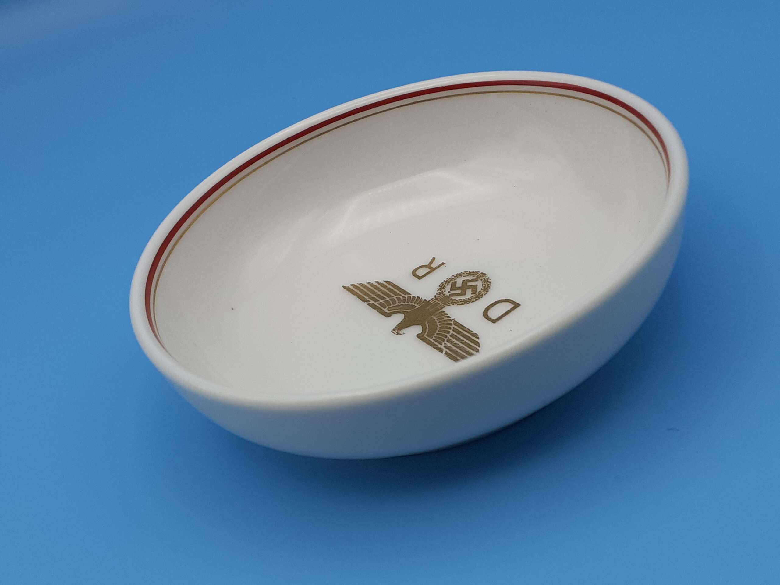 Nymphenburg Porcelain Small Condiments/Sauce Bowl from Hermann Göring’s Guest Wagon 10 ‘234’ - Image 2