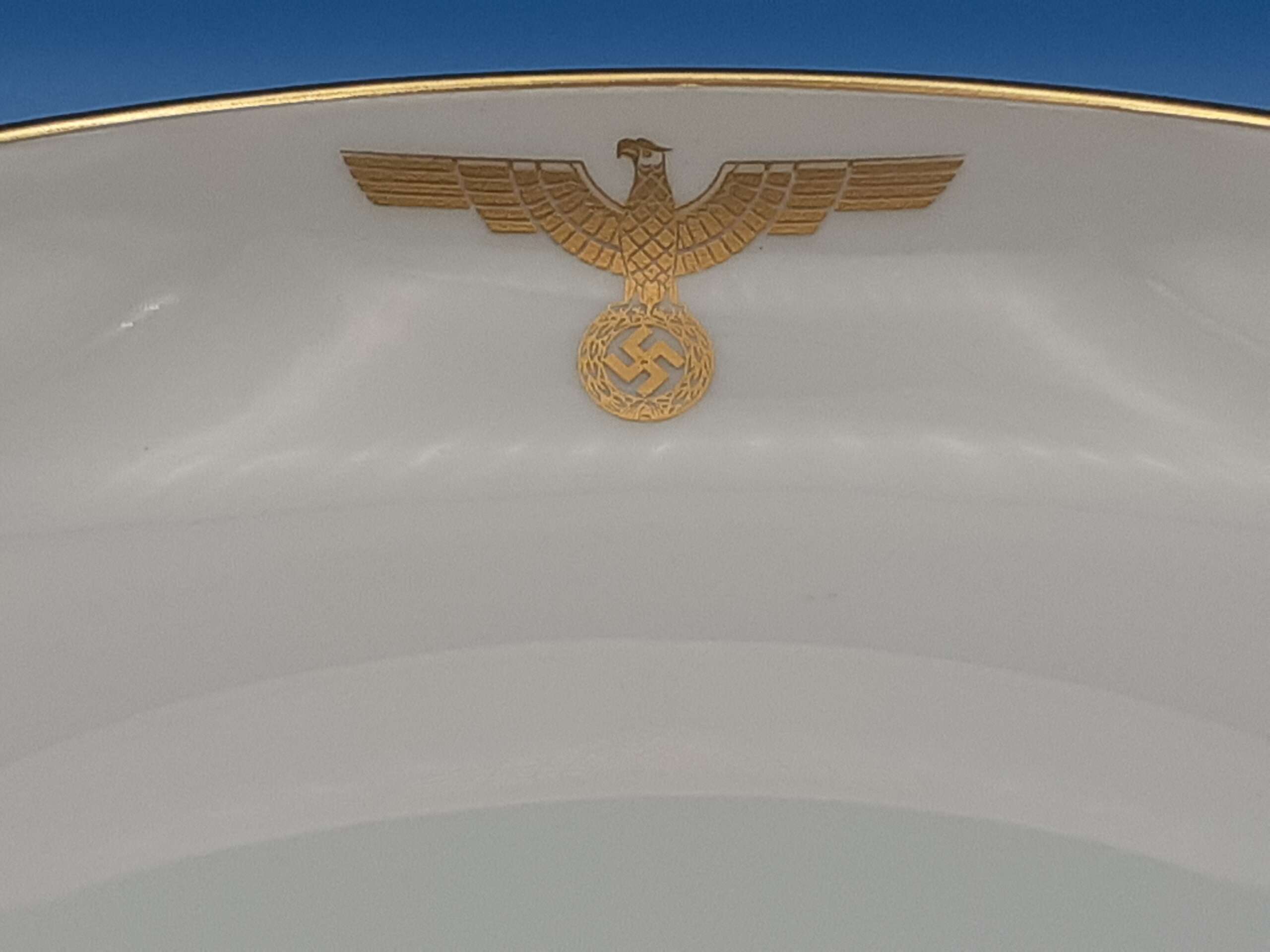Nymphenburg Porcelain Soup Bowl from Adolf Hitler`s personal Formal Tableware at the Deutscher Hof - Image 3