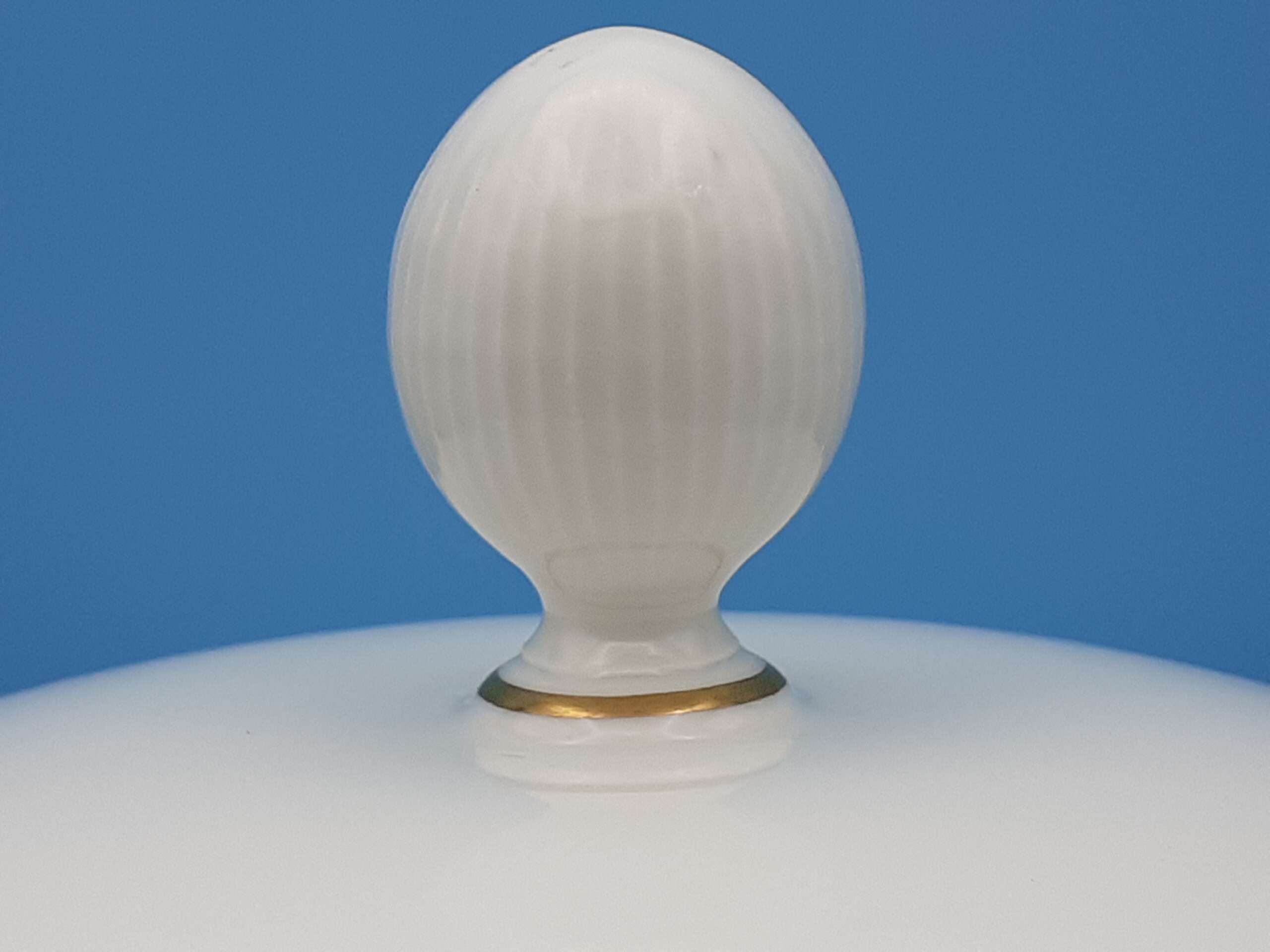 Nymphenburg Porcelain Lidded Soup Tureen from Adolf Hitler`s personal Formal Tableware at the Deutscher Hof - Image 11