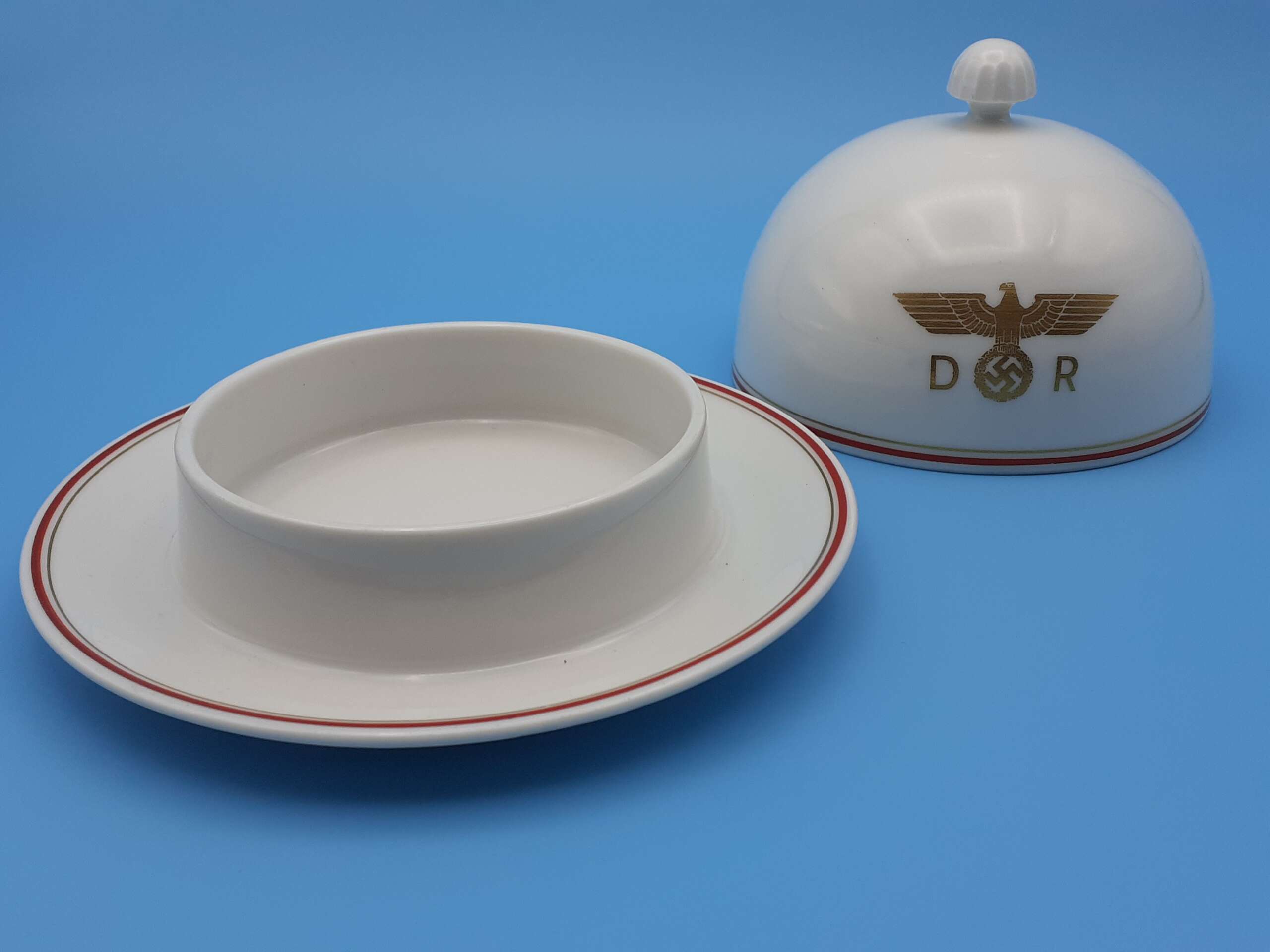 Nymphenburg Porcelain Dome Lidded Cheese/Butter Dish from Hermann Göring’s Guest Wagon 10 ‘234’ - Image 4