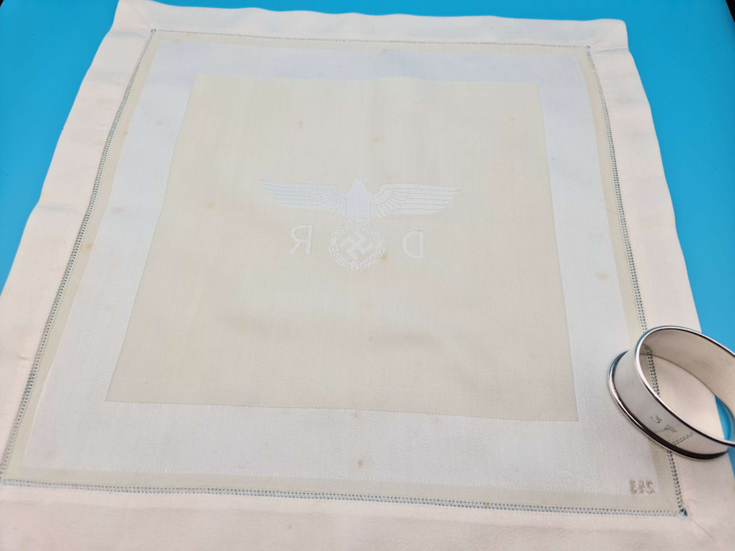 Deutsche Reichsbahn Formal Napkin & Silver Napkin Ring Set from Hermann Göring`s Dining Wagon 10 ‘243’ - Image 2