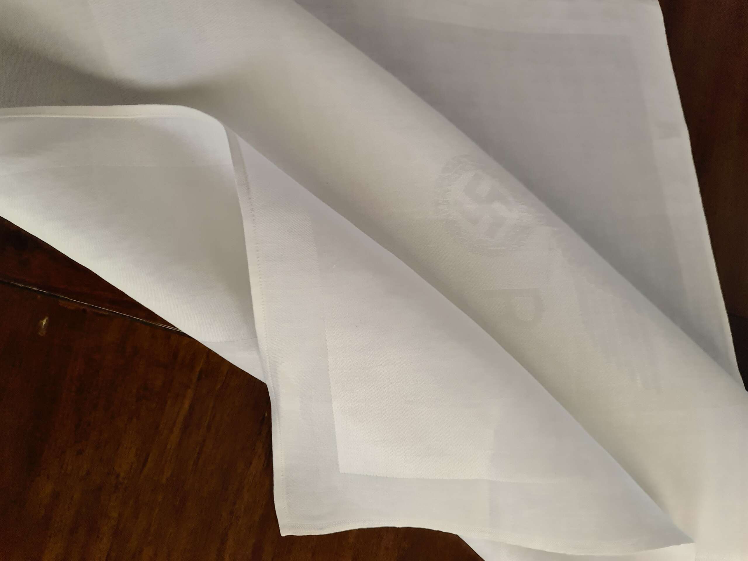 Deutsche Reichsbahn Informal Linen Napkin from Hermann Göring`s First Dining Wagon 10 ‘241’ (Larger size) - Image 7