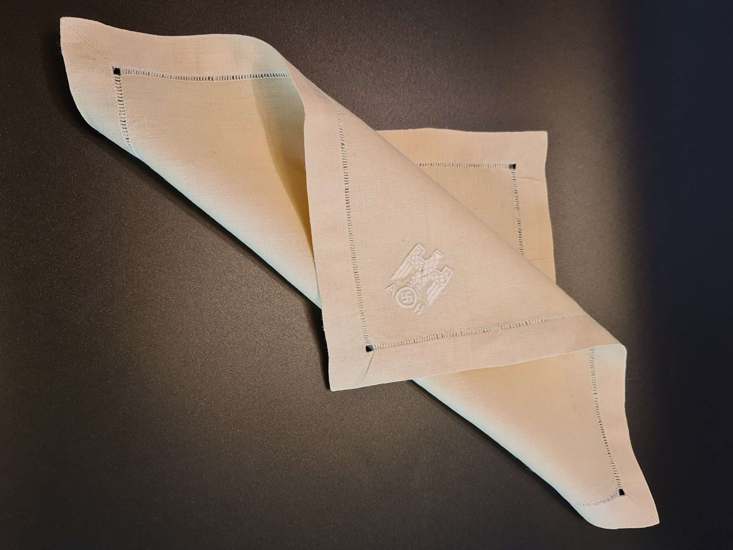 Adolf Hitler Informal Napkin from The Berghof (#1) - Image 6