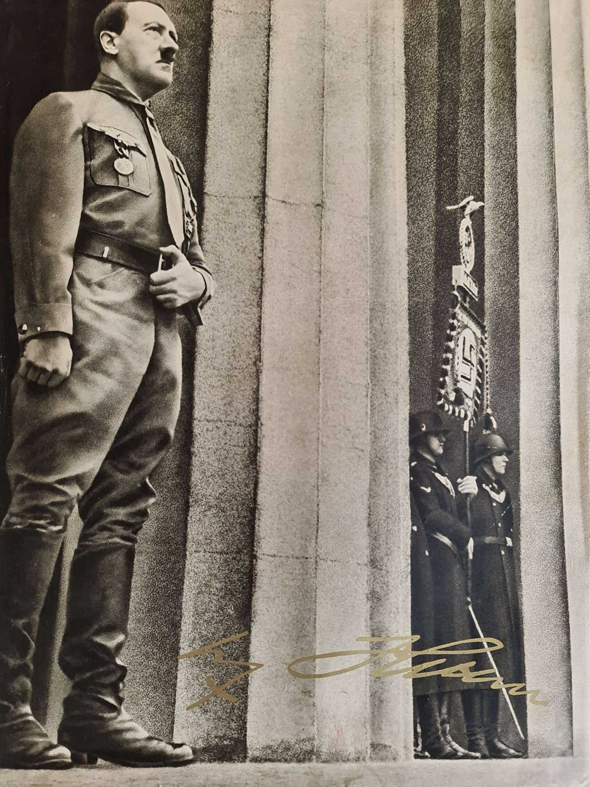 Adolf Hitler Cigarette Card Photo Book with Rare Original Dust Jacket. - Image 12