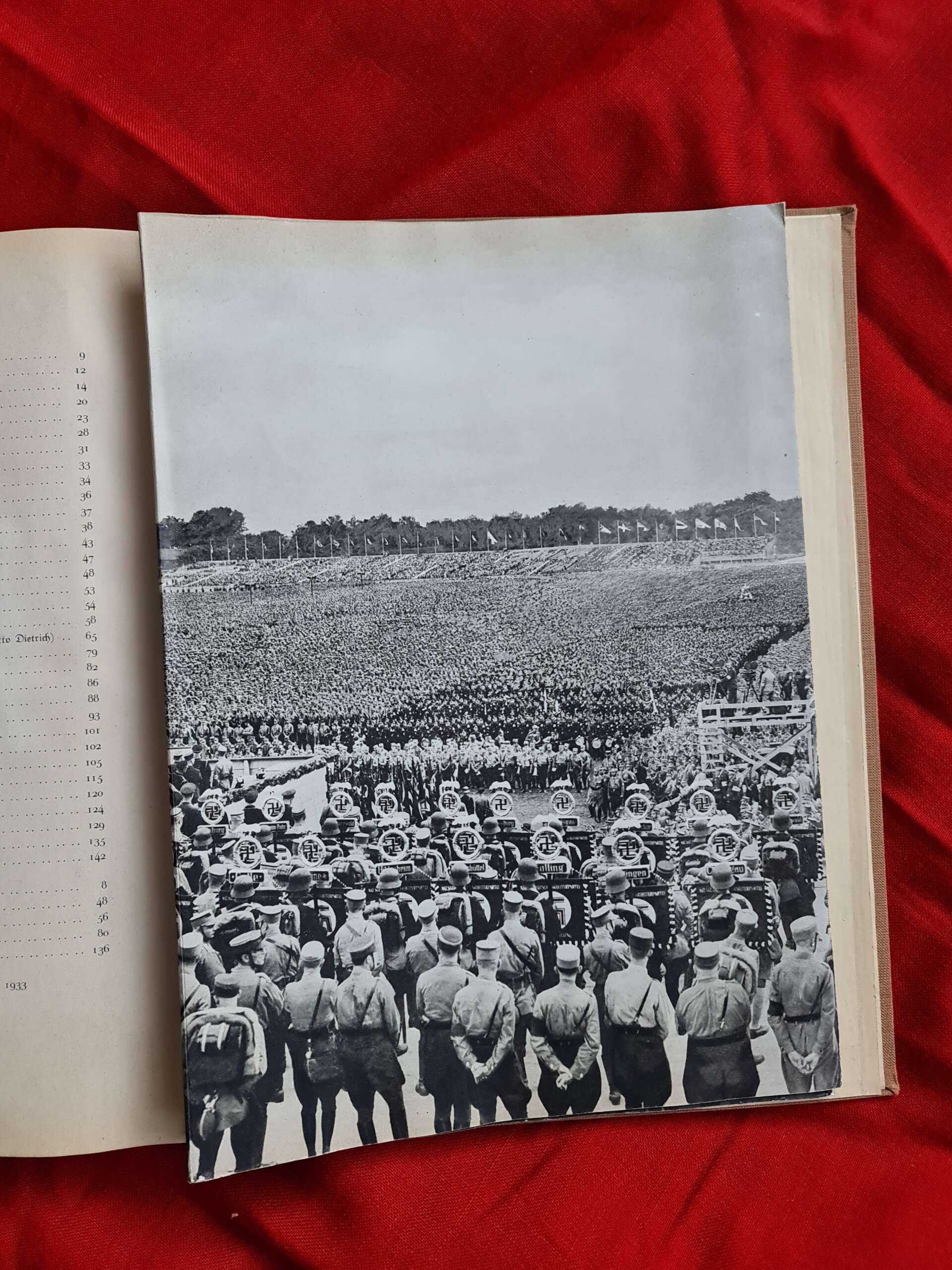 Deutschland Erwacht (Germany Awaken) Cigarette Card Photo Book with Rare Original Dust Jacket - Image 28