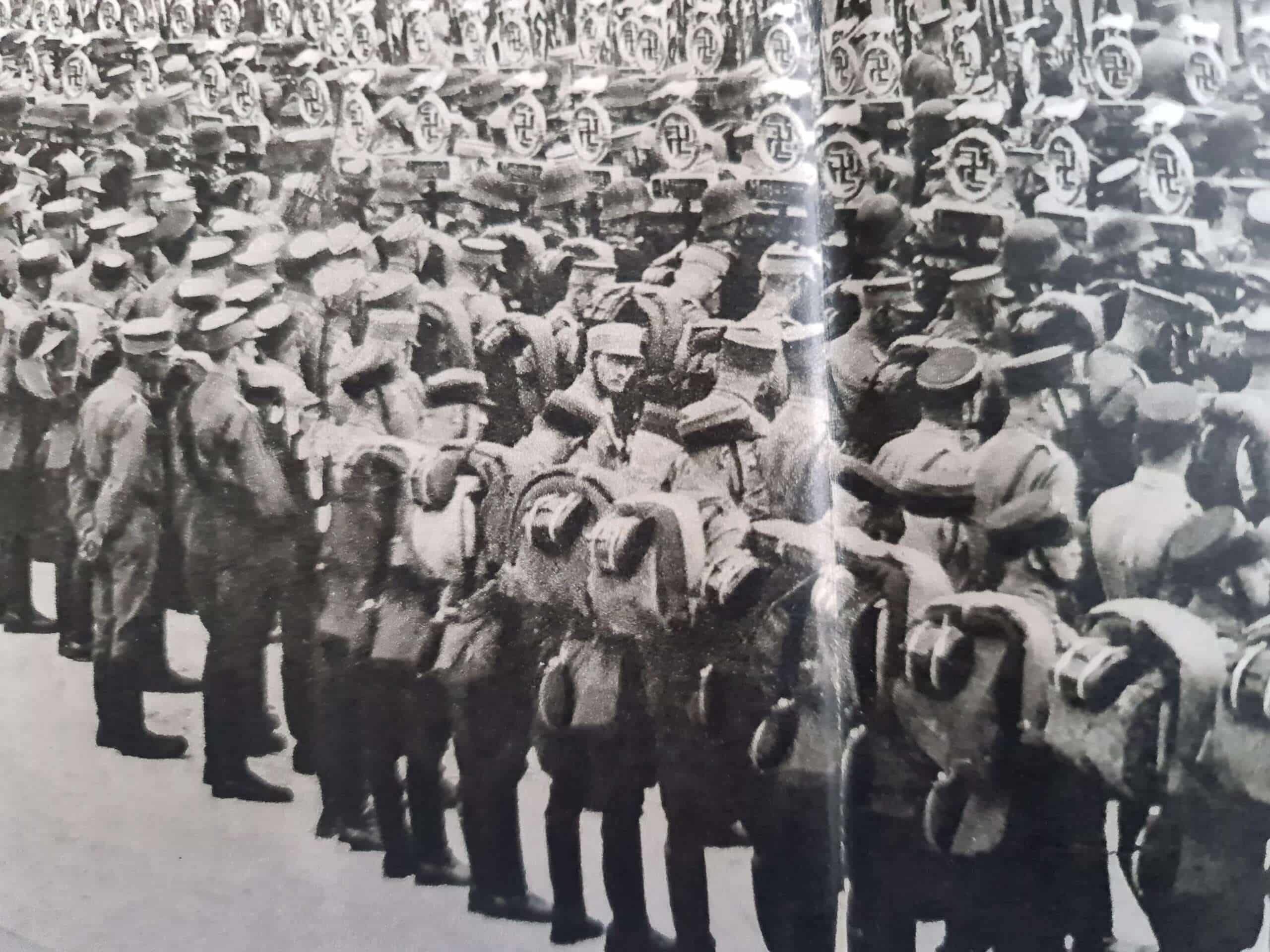 Deutschland Erwacht (Germany Awaken) Cigarette Card Photo Book with Rare Original Dust Jacket - Image 32