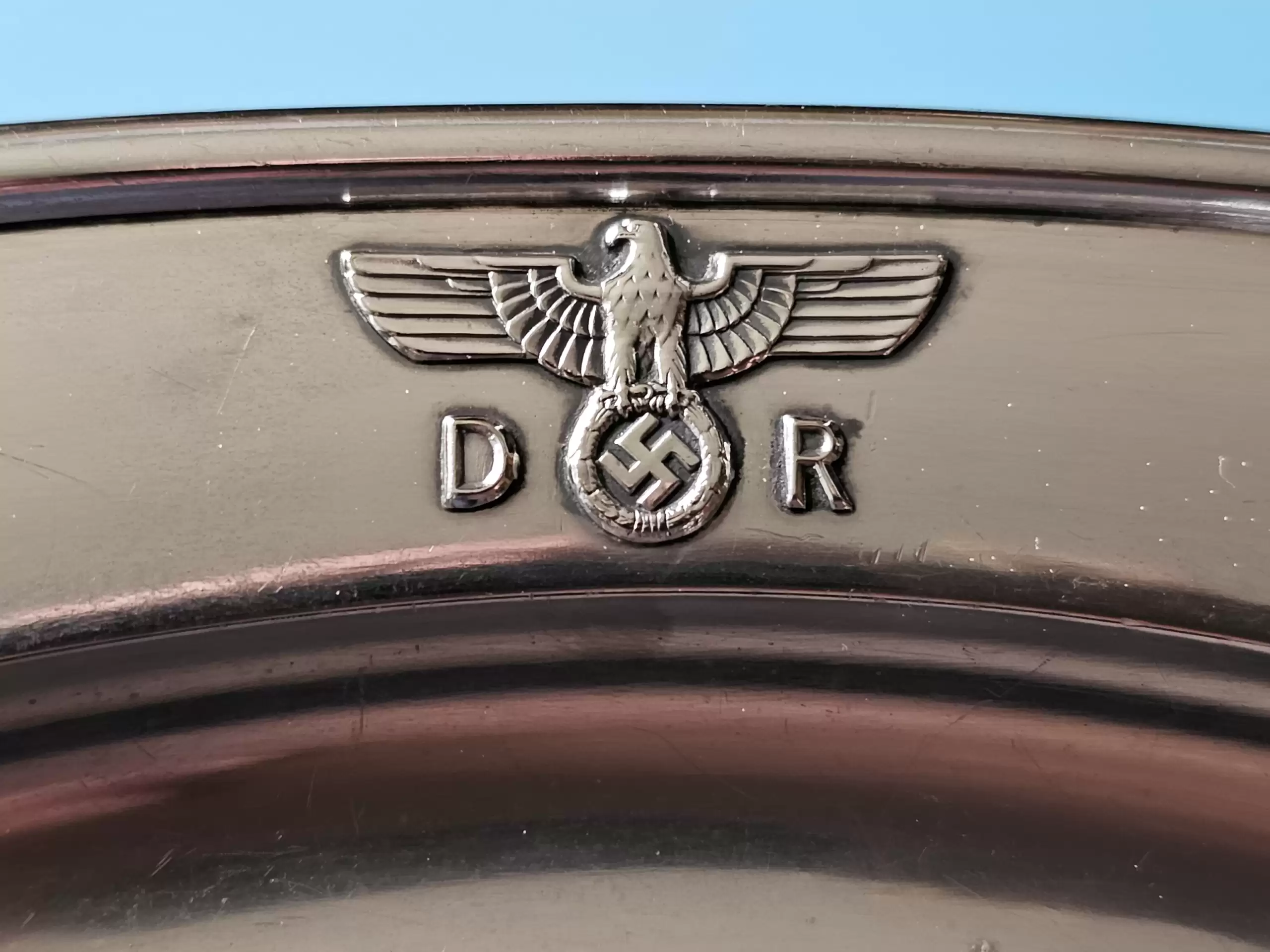 Small Silver 'Alpaka' Serving Platter from Adolf Hitler`s Dining Wagon 10 ‘242’ on the Führersonderzug - Image 2