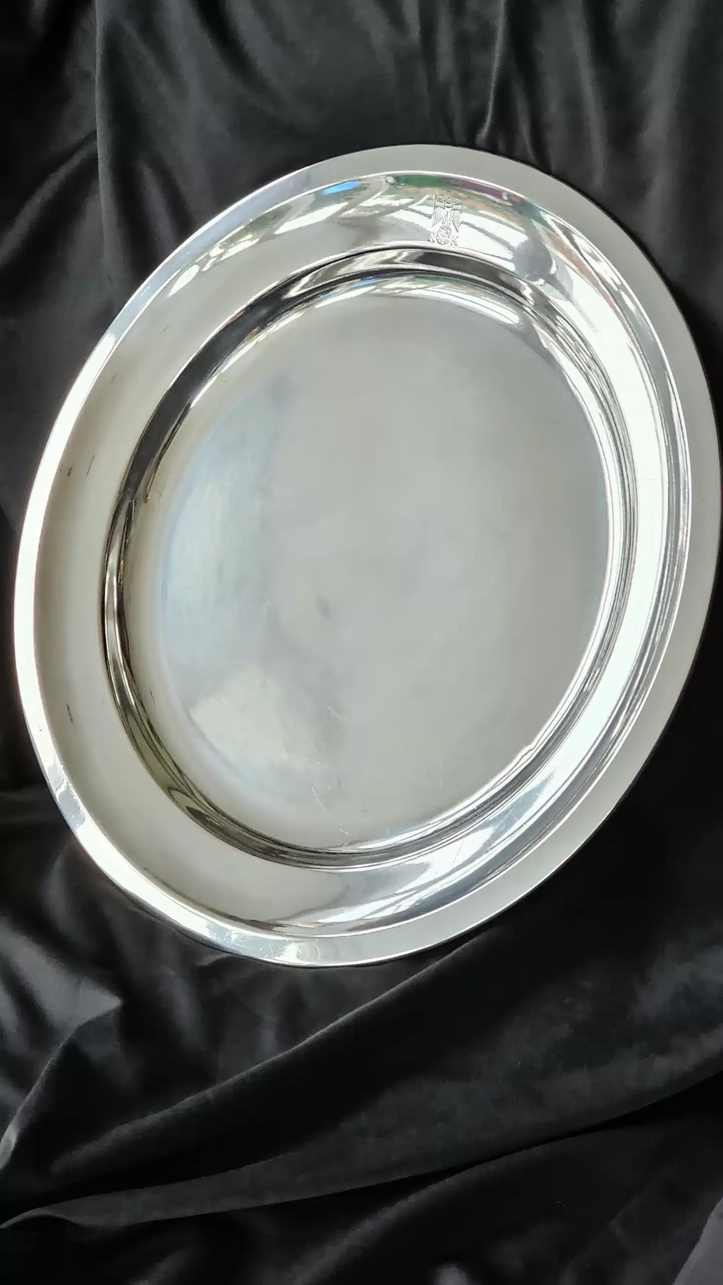 Large, heavy, Round Serving Tray from the New Reich Chancellery - Image 2