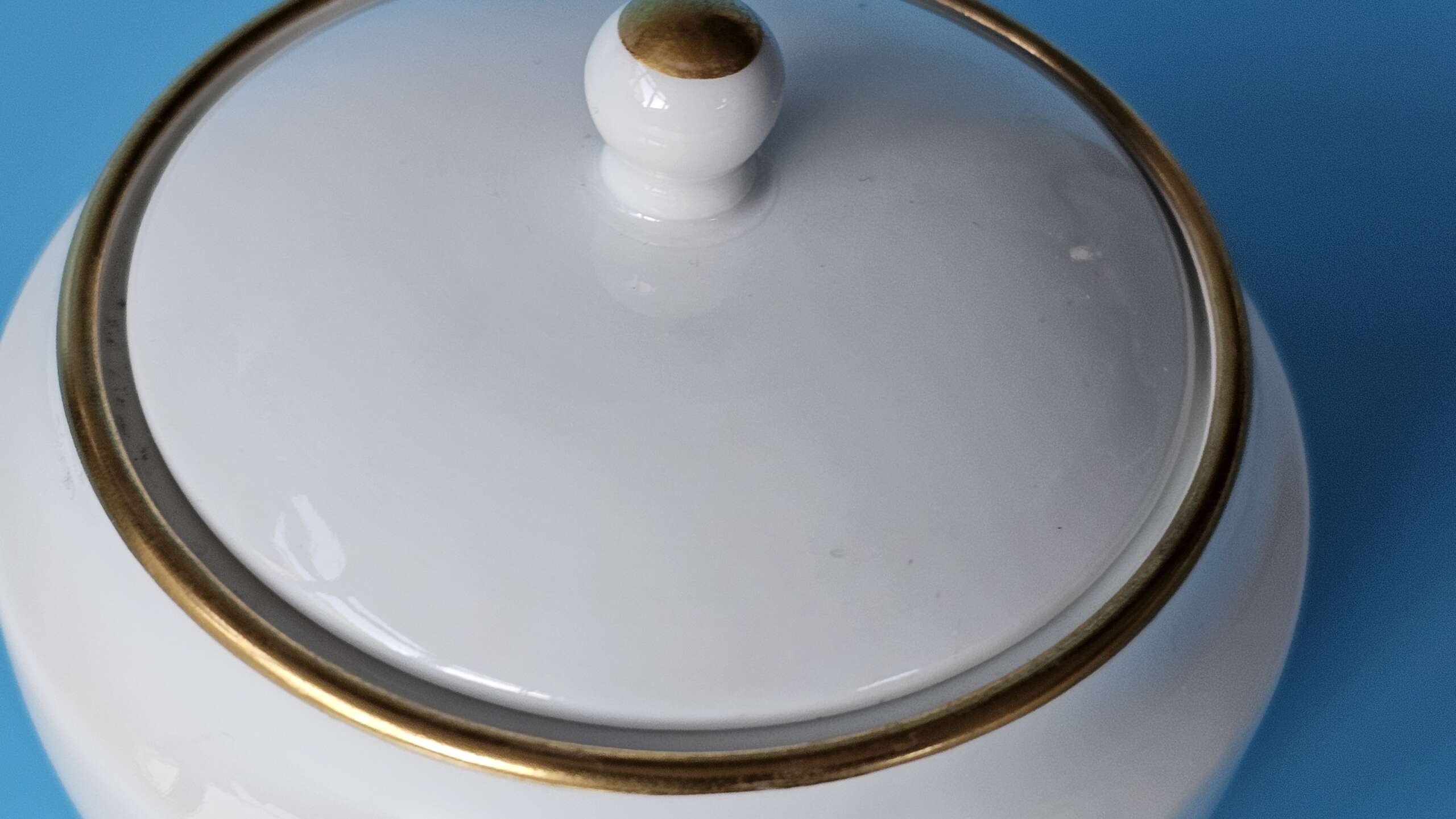 Nymphenburg Porcelain Lidded Sugar Bowl from Adolf Hitler's Sonderzug. - Image 7