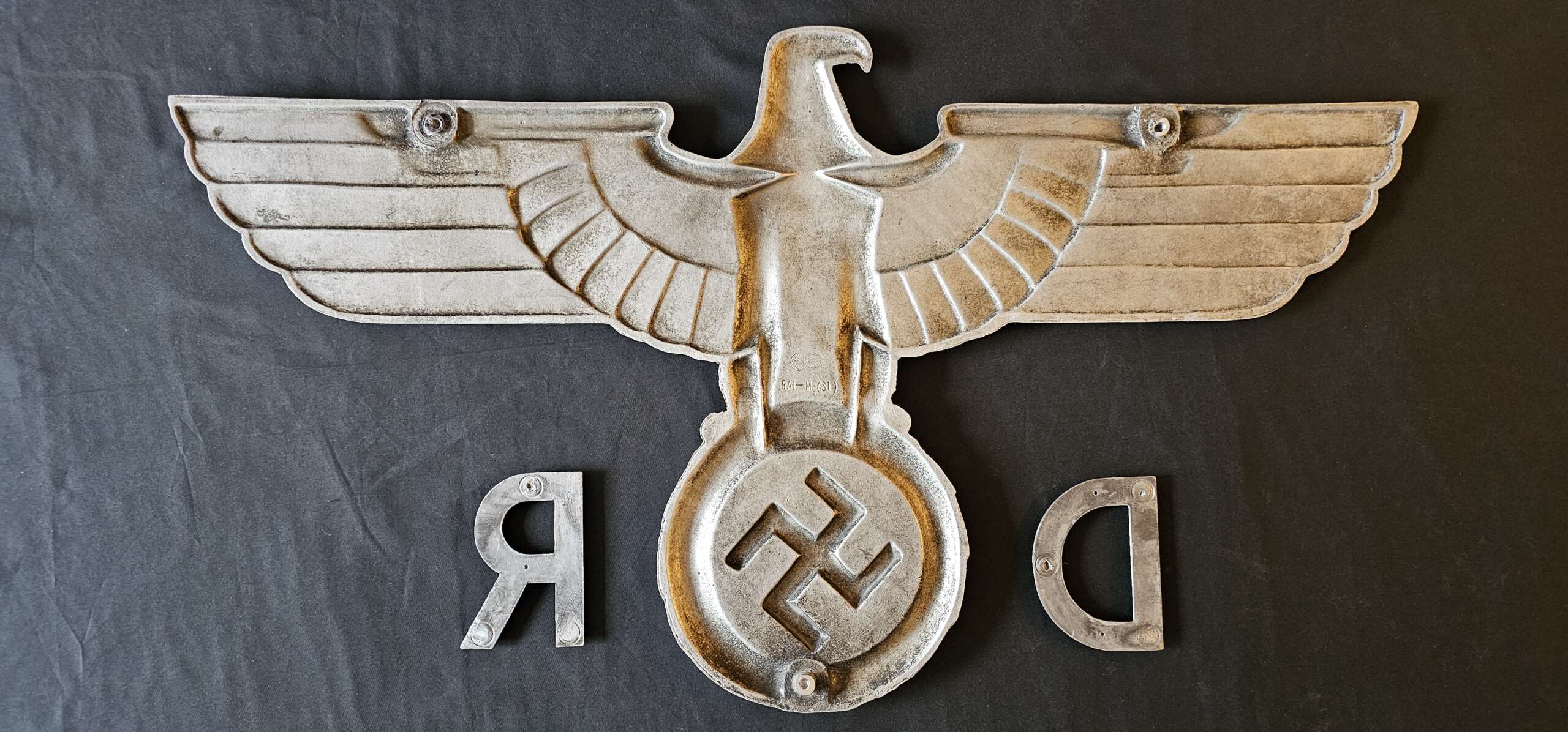 DEUTSCHE REICHSBAHN ADLER, 28,1/2″ (72.5cm) TRAIN EAGLE BY RHEINMETALL BORSIG, COMPLETE WITH IT'S ORIGINAL 'D' & 'R' LETTERS - Image 30