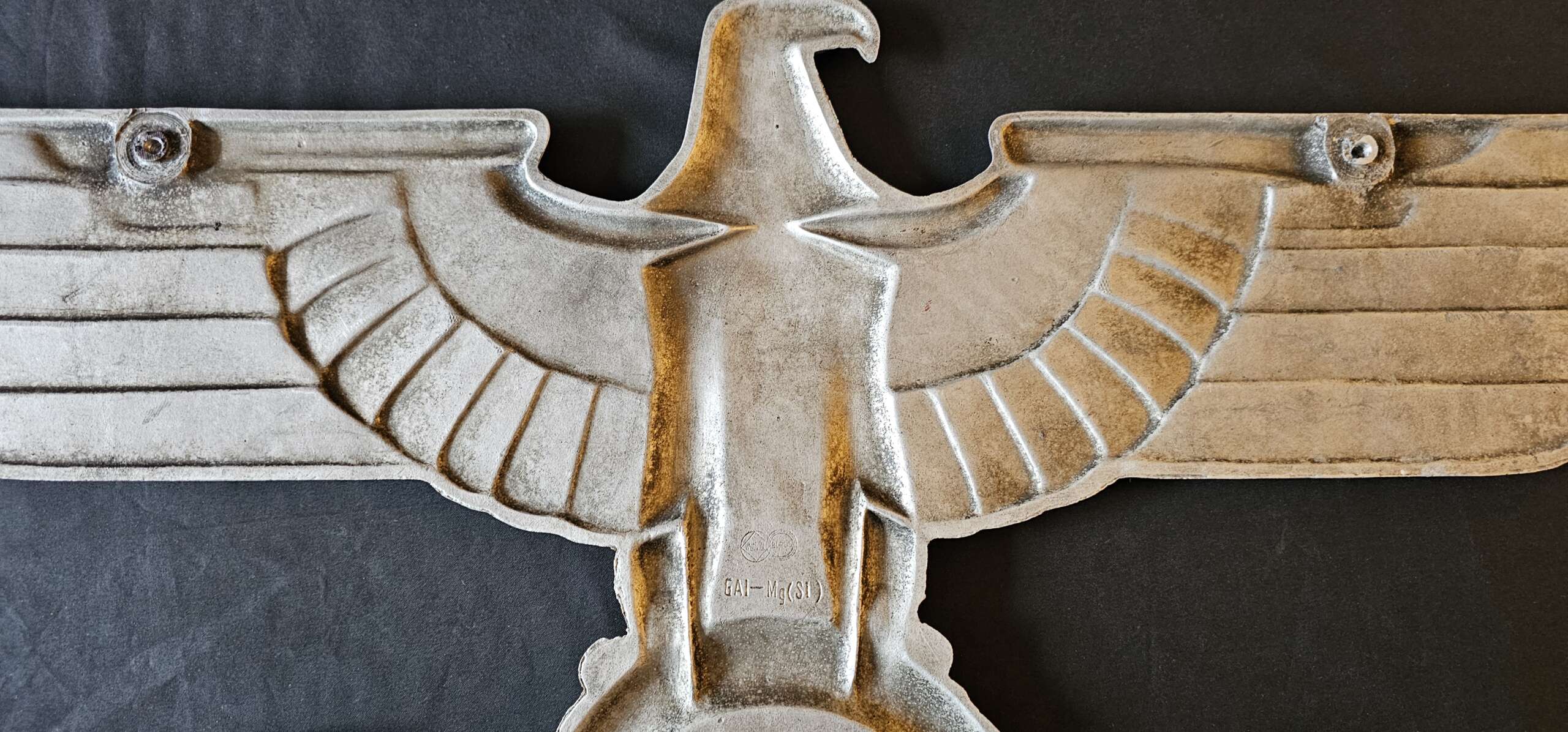 DEUTSCHE REICHSBAHN ADLER, 28,1/2″ (72.5cm) TRAIN EAGLE BY RHEINMETALL BORSIG, COMPLETE WITH IT'S ORIGINAL 'D' & 'R' LETTERS - Image 31