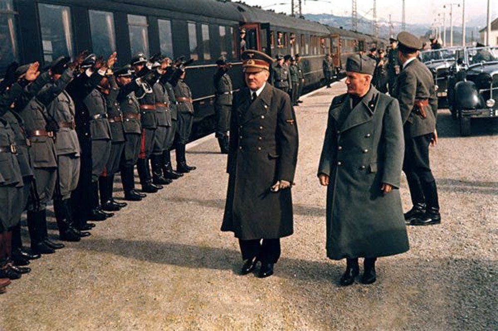 Deutsche Reichsbahn Large Oval Serving Tray from Adolf Hitler's Executive Dining Wagon 10 ‘242’ - Image 16