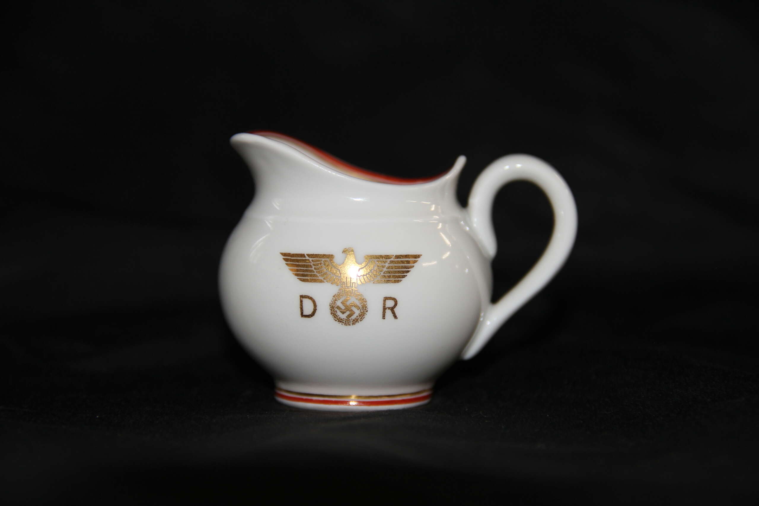 Nymphenburg Porcelain Small Milk Jug / Creamer from Hermann Göring’s Communication and Situation Wagon 10 ‘253’ - Image 3