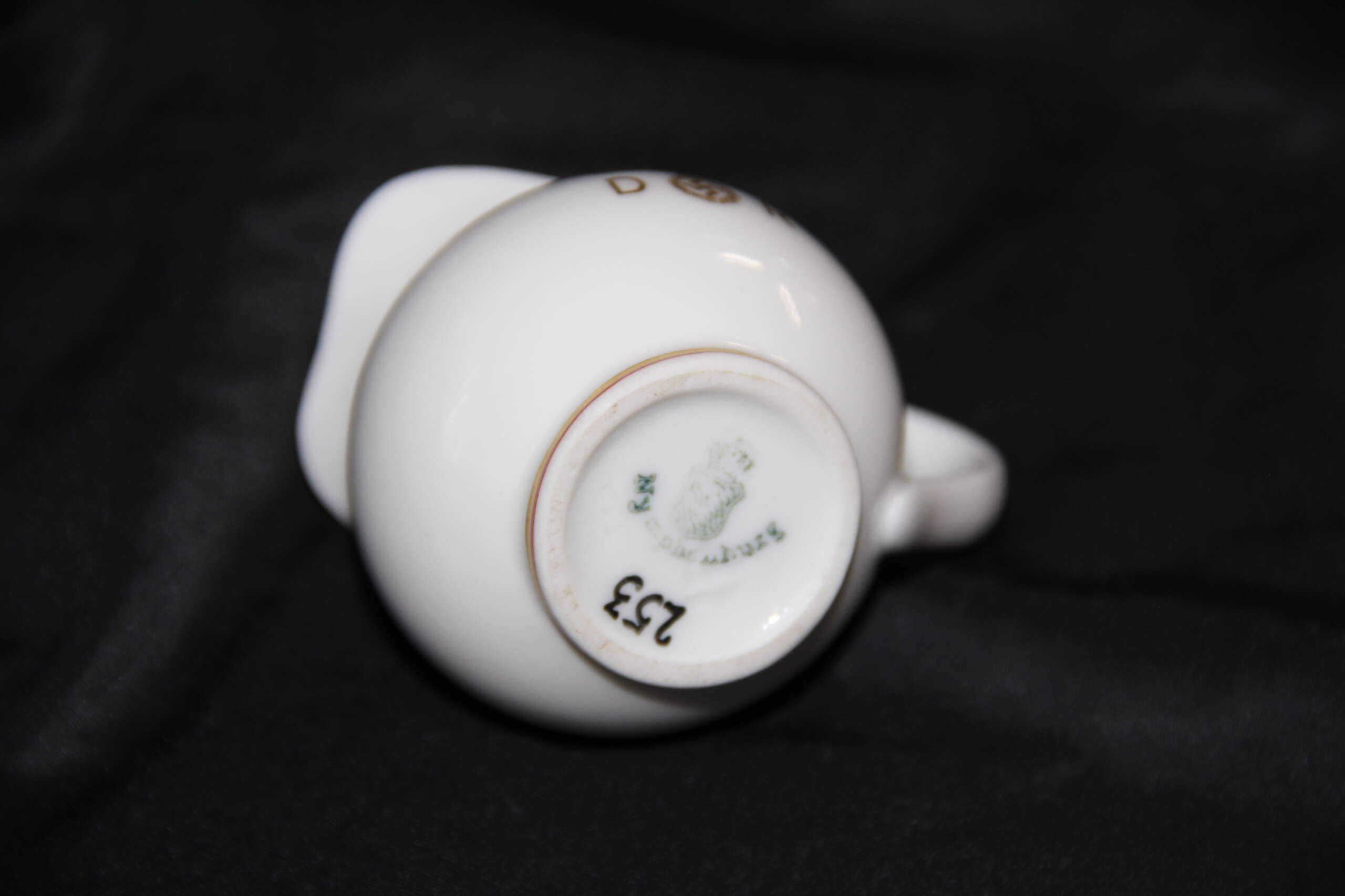 Nymphenburg Porcelain Small Milk Jug / Creamer from Hermann Göring’s Communication and Situation Wagon 10 ‘253’ - Image 2